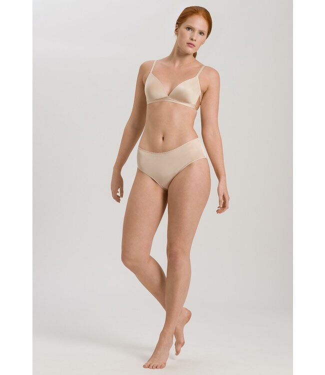 Hanro Satin Deluxe Padded Soft Cup Bra Natural (071071)
