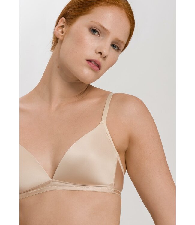 Hanro Satin Deluxe Padded Soft Cup Bra Natural (071071)
