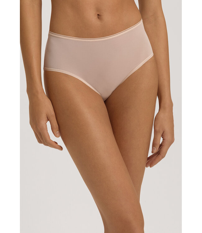 Hanro Smooth Illusion Maxi Brief Beige (NEW BASIC)