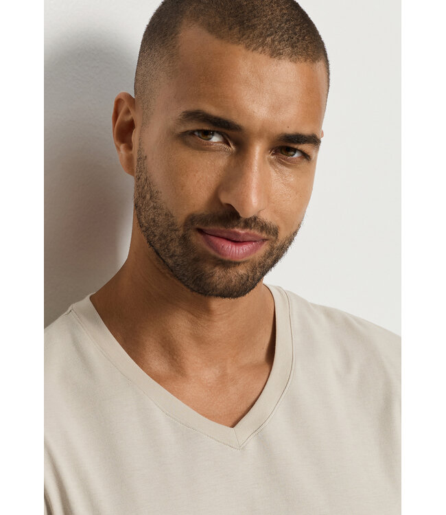 Hanro Living Shirt Short Sleeve Shirt V-Neck Moon (075051)