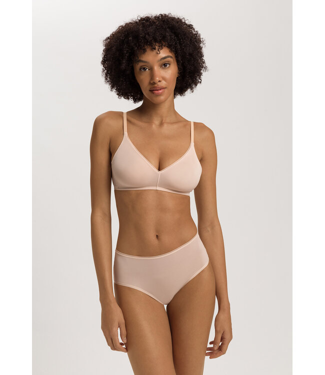 Hanro Smooth Illusion Soft Cup Bra Beige (070842)