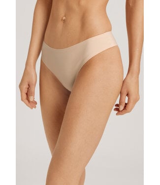 Hanro Invisible Touch Thong Beige (NEW BASIC)