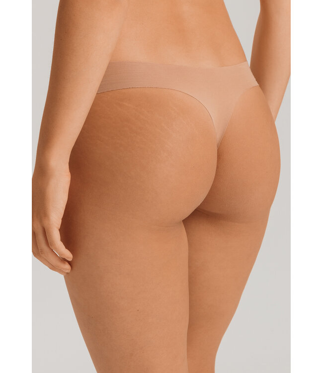 Hanro Invisible Cotton Thong Beige (071225)