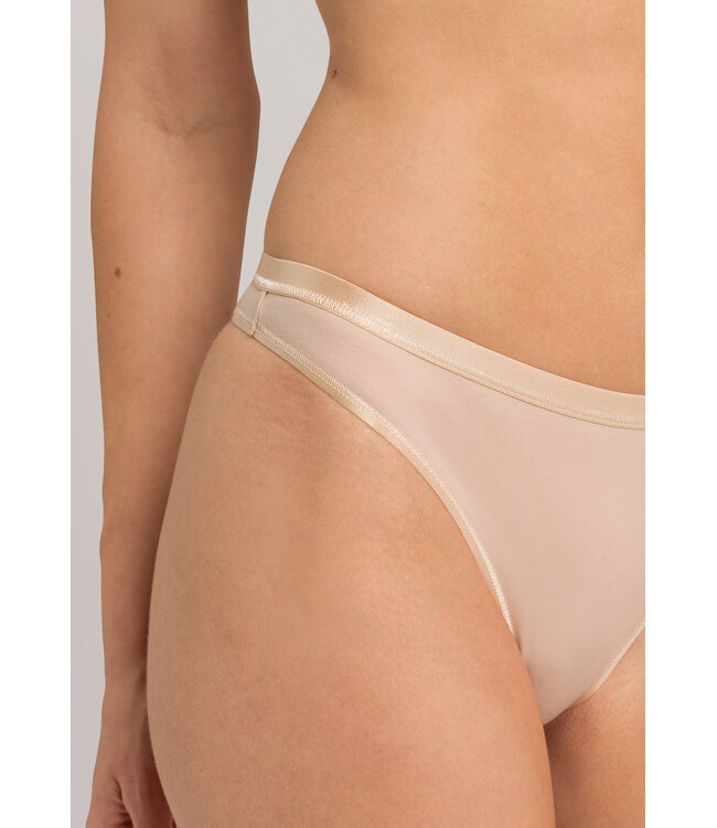 Hanro Cotton Sensation Thong Beige (071402)