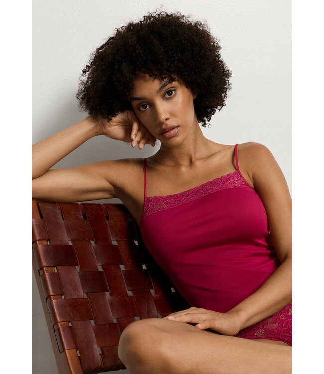 Hanro Moments Spaghetti Top Light Sangria (071484)