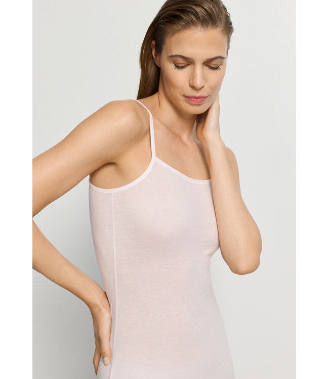 Hanro UltraLight Spaghetti Top Honeydew (071820)