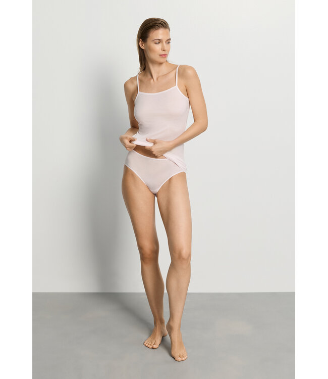 Hanro UltraLight Spaghetti Top Honeydew (071820)