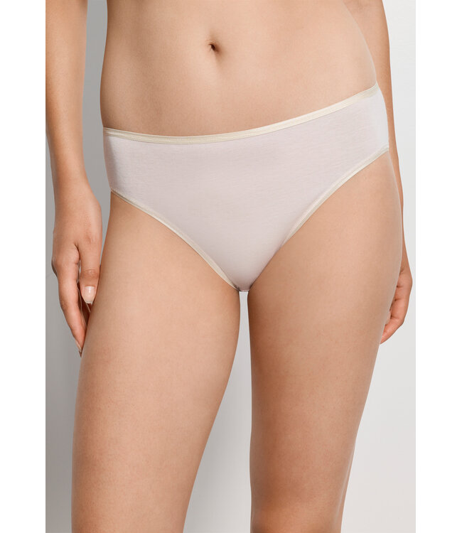Hanro Cotton Seamless Midi Brief Honeydew (SALE)