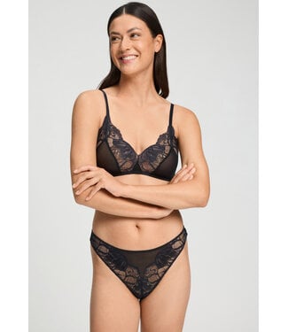 Hanro Lysia Soft Cup Bra Black (NEW TREND)