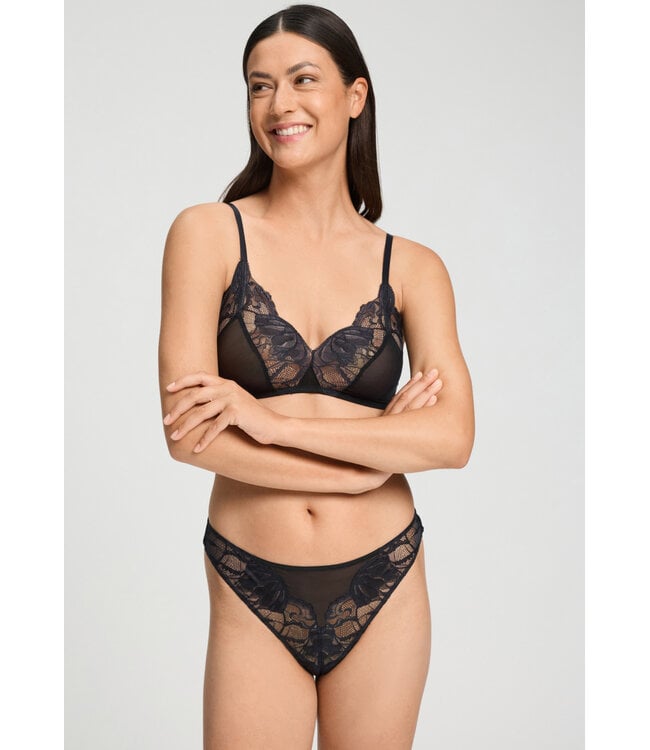 Hanro Lysia Soft Cup Bra Black (NEW TREND)