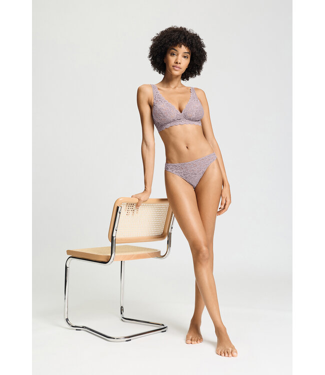 Hanro Moments Lace Thong Stormy Rose (071507)