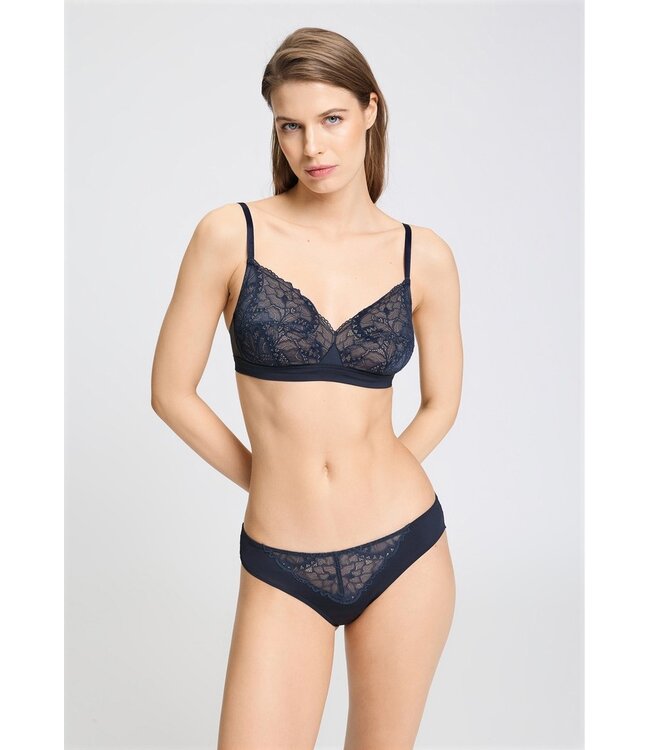 Hanro Azelia Soft Cup Bra Deep Navy (070772)