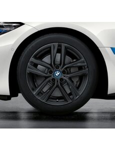 BMW BMW Zomerwielset 4 / i4 Serie G26 / G26E Dubbel Spoke Styling 853