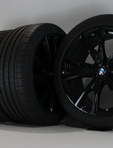 BMW BMW Zomerwielset X7 22 inch V-spaak Styling 775M Jet Black