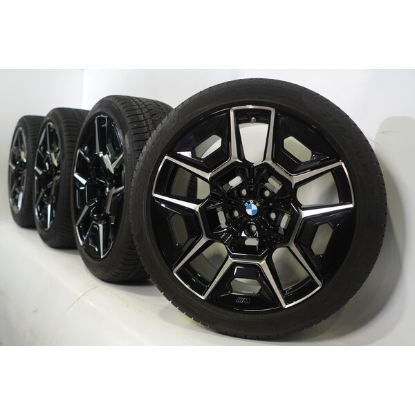 BMW BMW XM G09 922M 22 inch velgen Pirelli Winterbanden Origineel