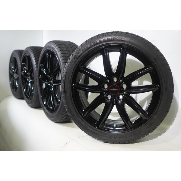 Mini Clubman F54 JCW815 18 inch velgen Goodyear Winterbanden Origineel