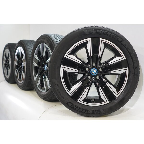 BMW BMW iX3 G08 842 19 inch velgen Michelin Runflat Winterbanden Nieuw Origineel