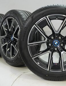 BMW BMW 4 serie i4 G26 858M 18 inch velgen Pirelli Zomerbanden Nieuw Origineel