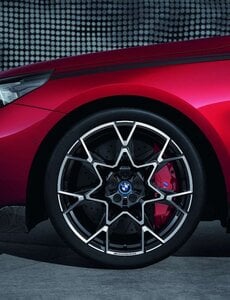 BMW Zomerwielset 21" Styling 943M BMW i5 Serie Gepolijst (G60, G61)