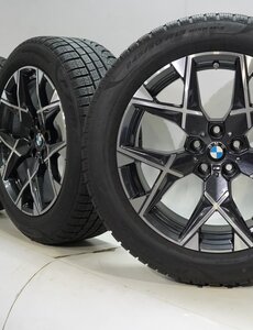 BMW BMW 7 serie G70 X3 G45 1035M 19 inch velgen Pirelli Winterbanden Origineel