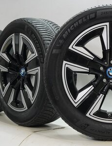 BMW BMW iX3 G08 842 19 inch velgen Michelin Runflat Winterbanden Origineel
