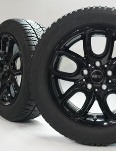  Mini Clubman F54 494 16 inch velgen Pirelli Runflat Winterbanden Origineel
