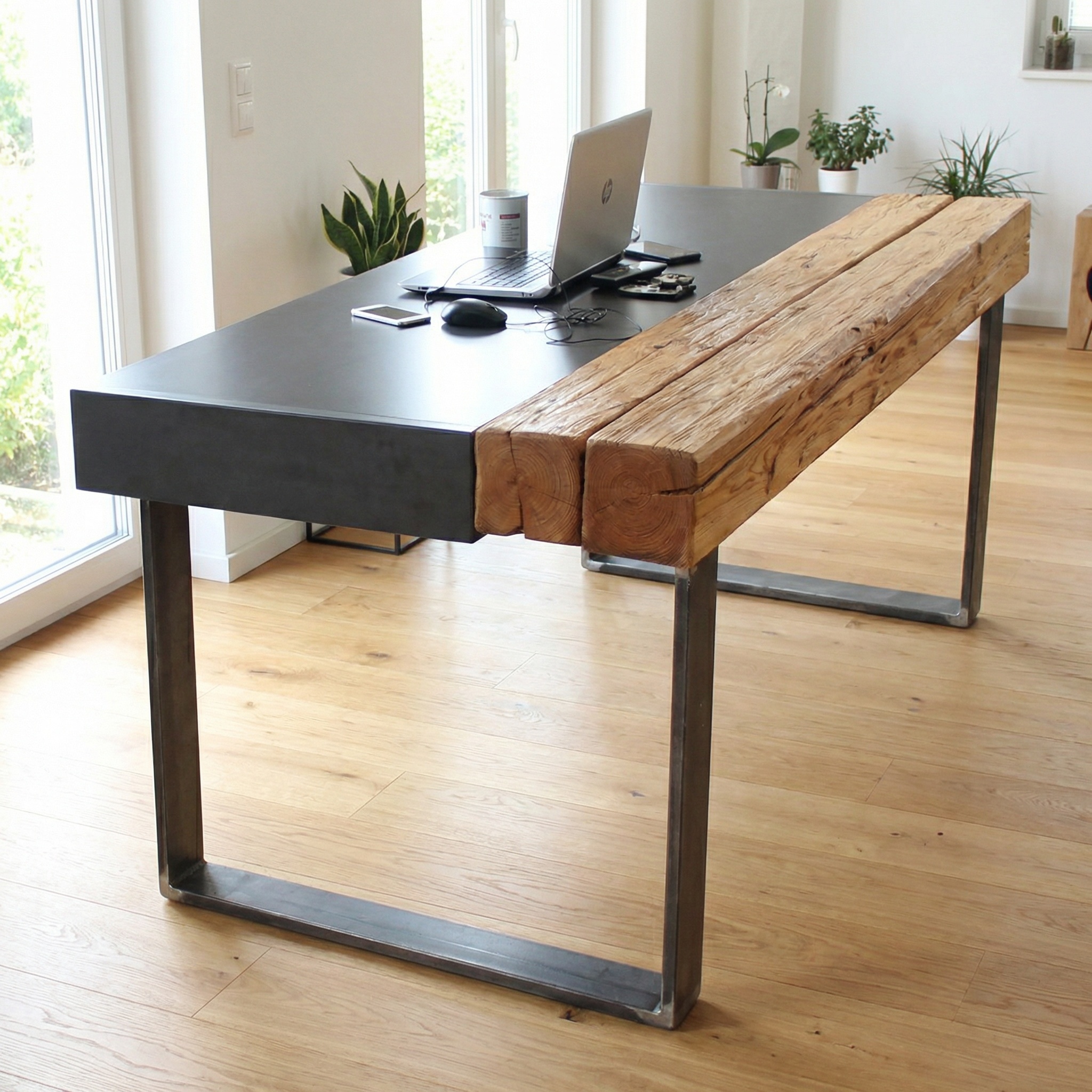 Schreibtisch "Paul" Industrial-Design