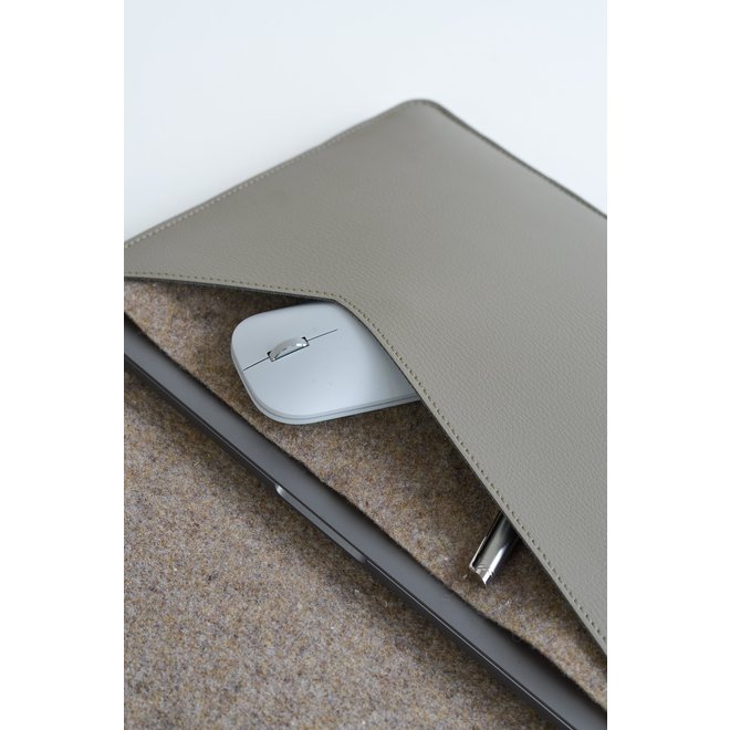 Duurzame Laptophoes 15.6"inch | twee kleuren