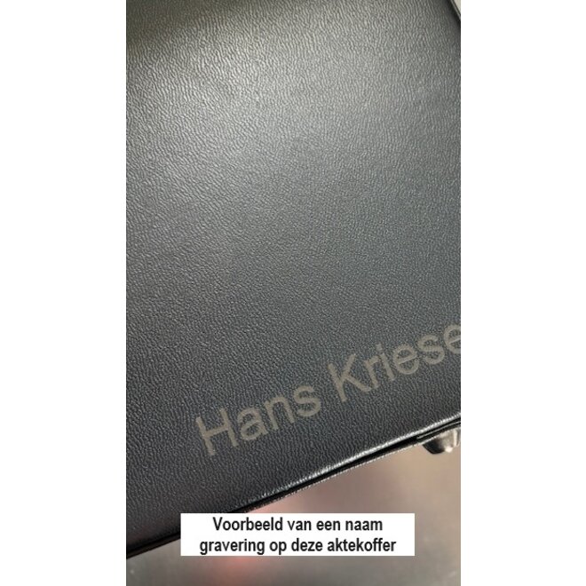 Aktekoffer met schrijfplateau en cijferslot
