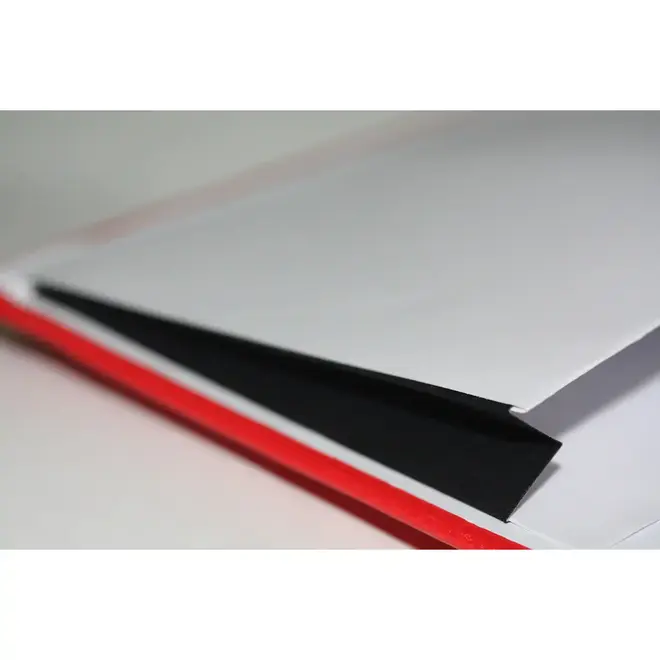 2x notitieboekjes A5  met elastieken sluitband leeslint