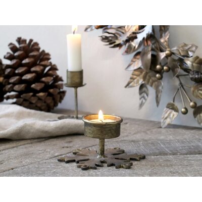 Chic Antique Kerzenständer mit Schneeflocke von Chic Antique