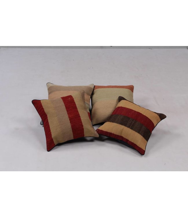 4x kelim kussens 40x40 cm met vulling