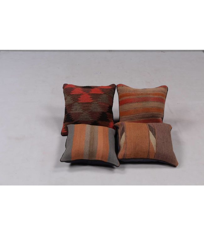 4x kelim kussens 40x40 cm met vulling