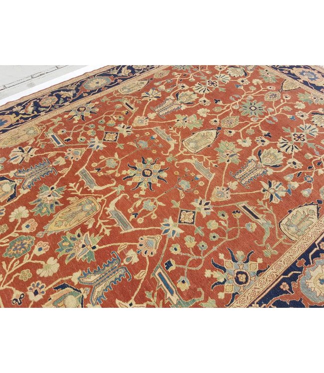 Handwoven Sumak kilim rug 361x269 cm