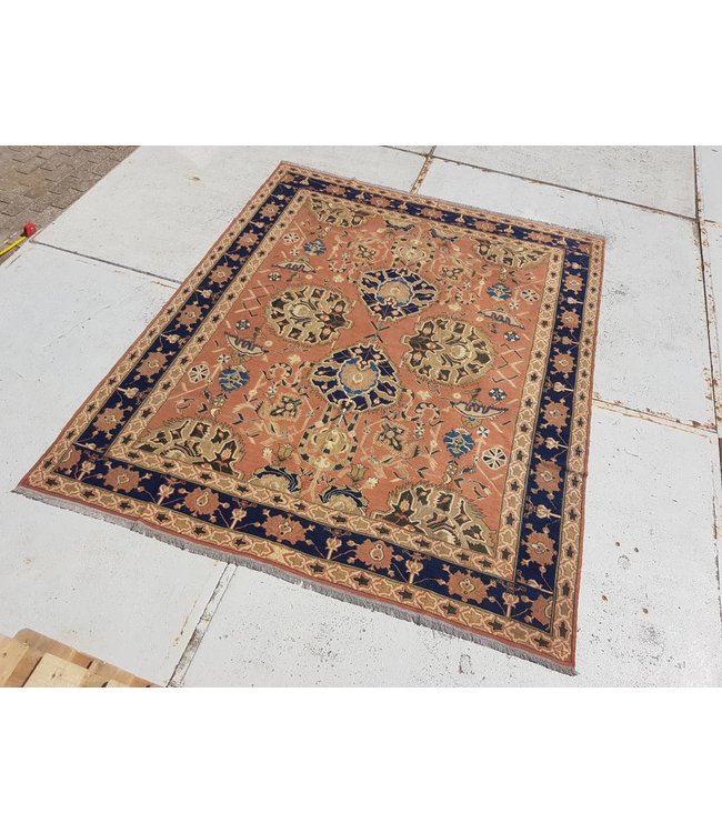 Handwoven Sumak kilim rug 282x236 cm