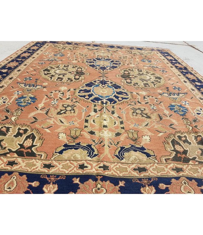 Handwoven Sumak kilim rug 282x236 cm