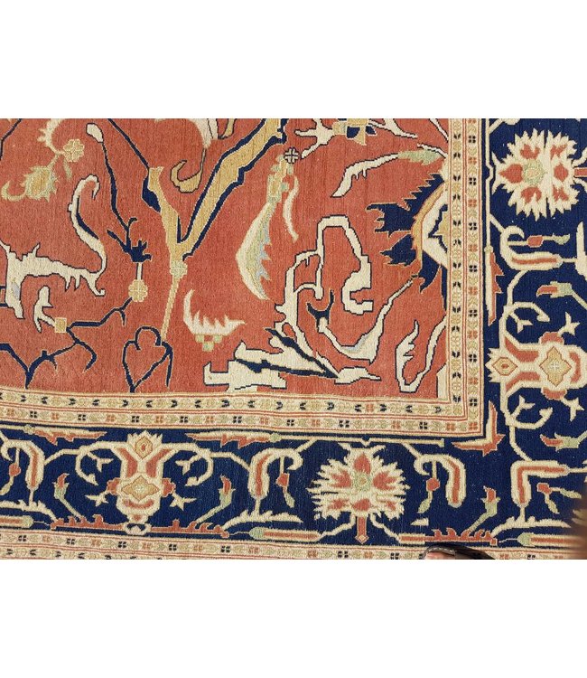 Handwoven Sumak kilim rug 344x267 cm