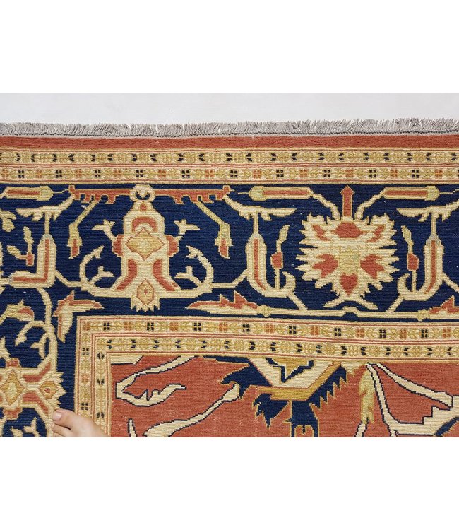 Handwoven Sumak kilim rug 344x267 cm