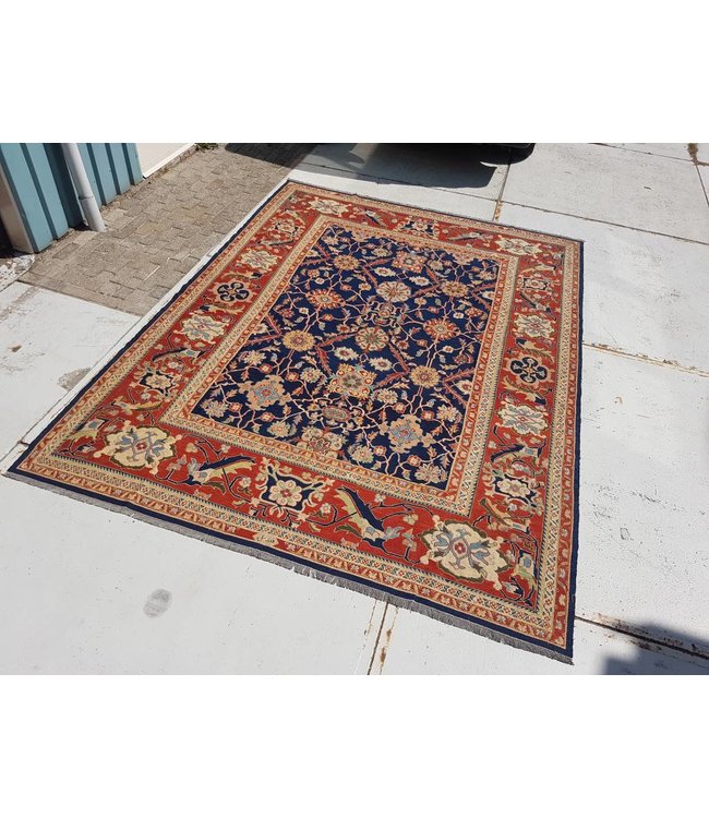 Handwoven Sumak kilim rug 369x271 cm