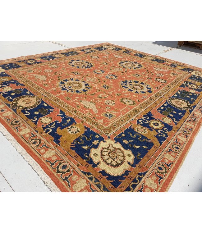 Handwoven Sumak kilim rug 280x244 cm