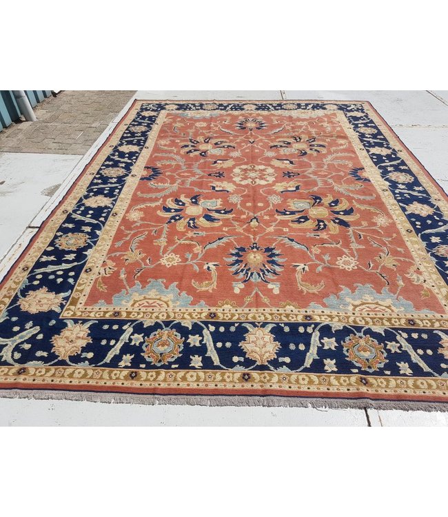 Handwoven Sumak kilim rug 402x296 cm
