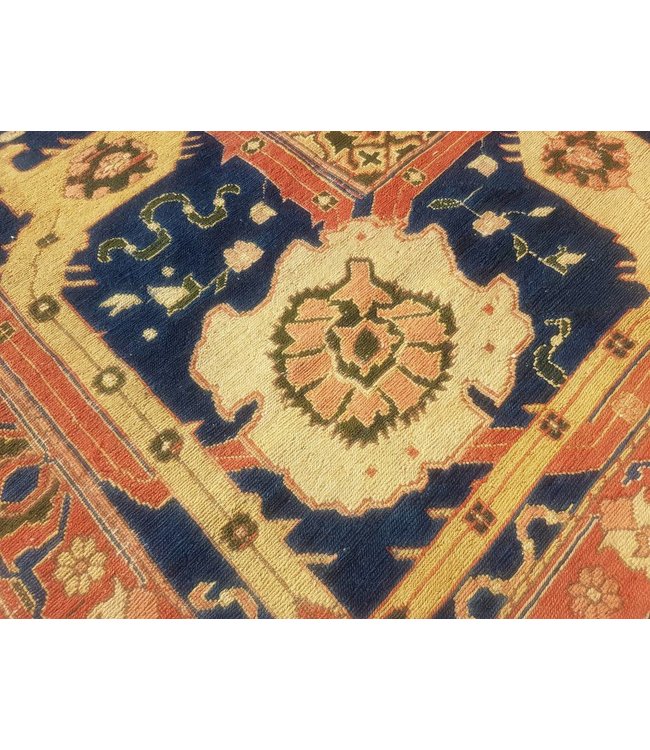 Handwoven Sumak kilim rug 400x296 cm