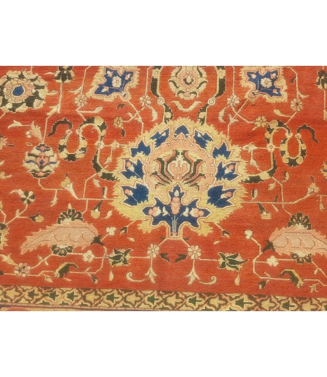 Handwoven Sumak kilim rug 400x296 cm