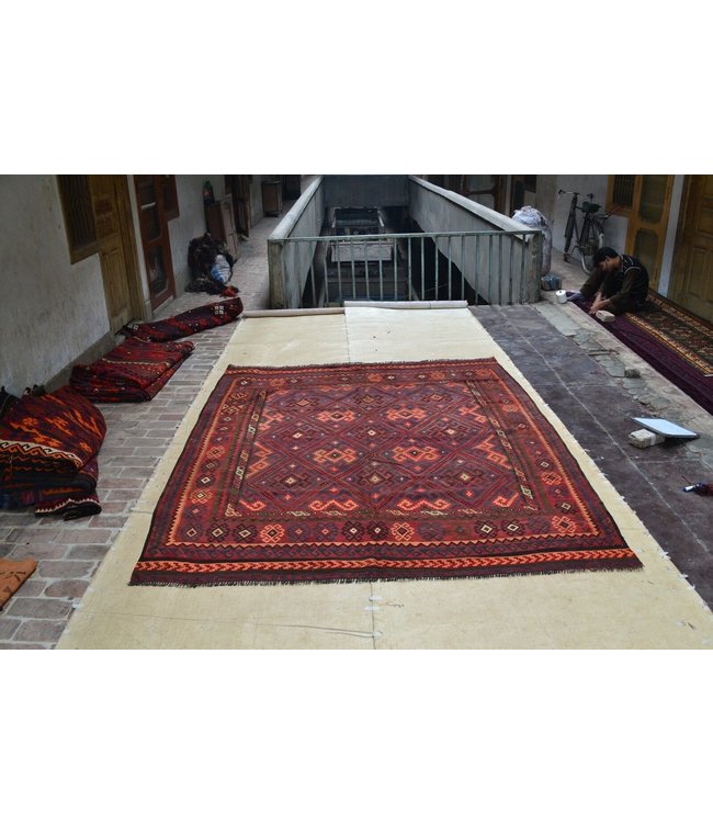 Handgewebte Orientalisch Wolle Kelim Teppich 293 x 236 cm