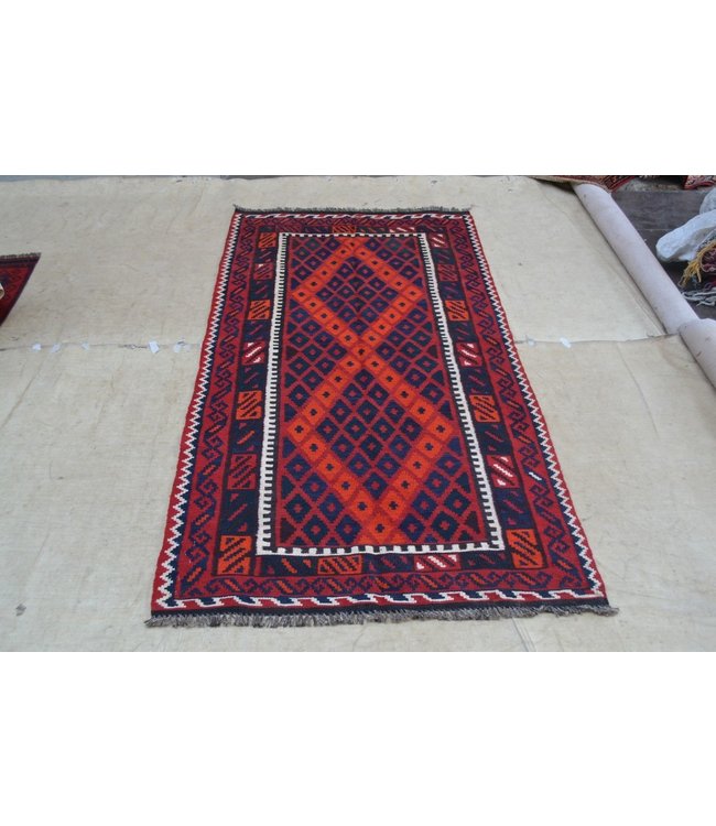 kelim rug   207 x 104 cm (6'9 x 3'4) feet