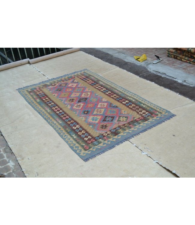 (8' x 4'11) Feet kelim rug   246 x 150 cm  (7'11 x 5'8) feet