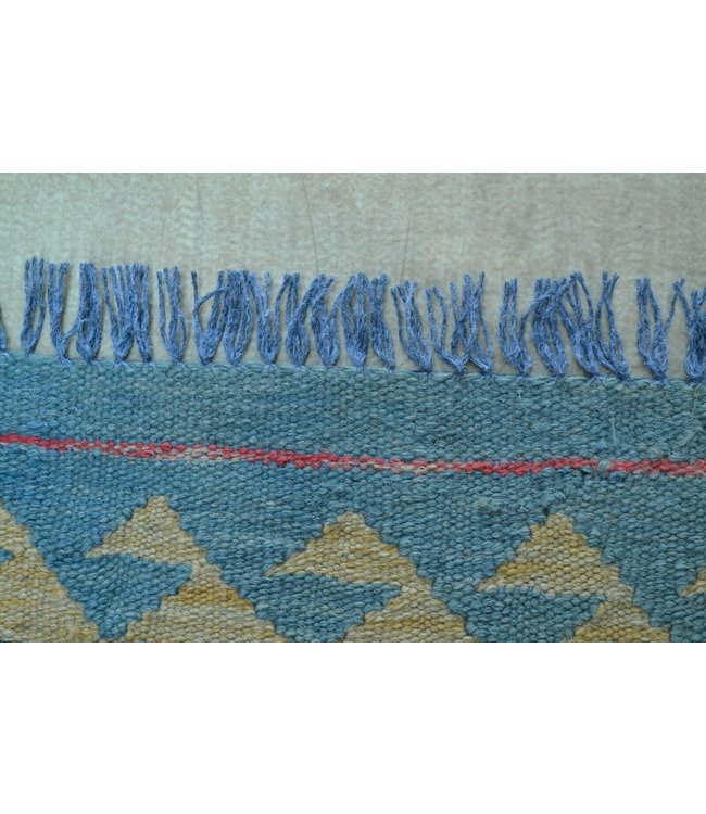 (8' x 4'11) Feet kelim rug   246 x 150 cm  (7'11 x 5'8) feet
