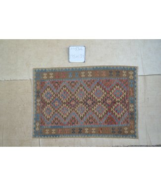 (6'4 x 4'4) Feet kelim rug  195 x 134 cm