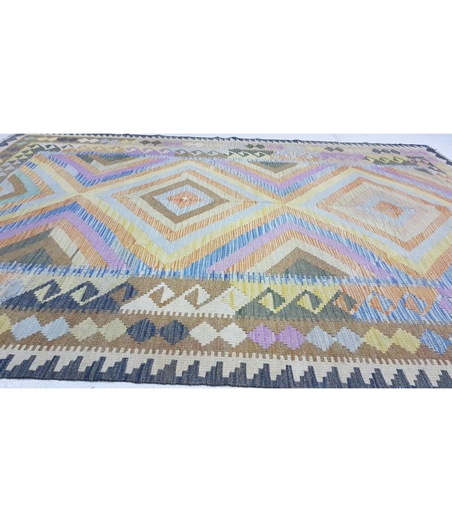 (7'7x5'4 )Feet    kelim rug   233 x 165 cm