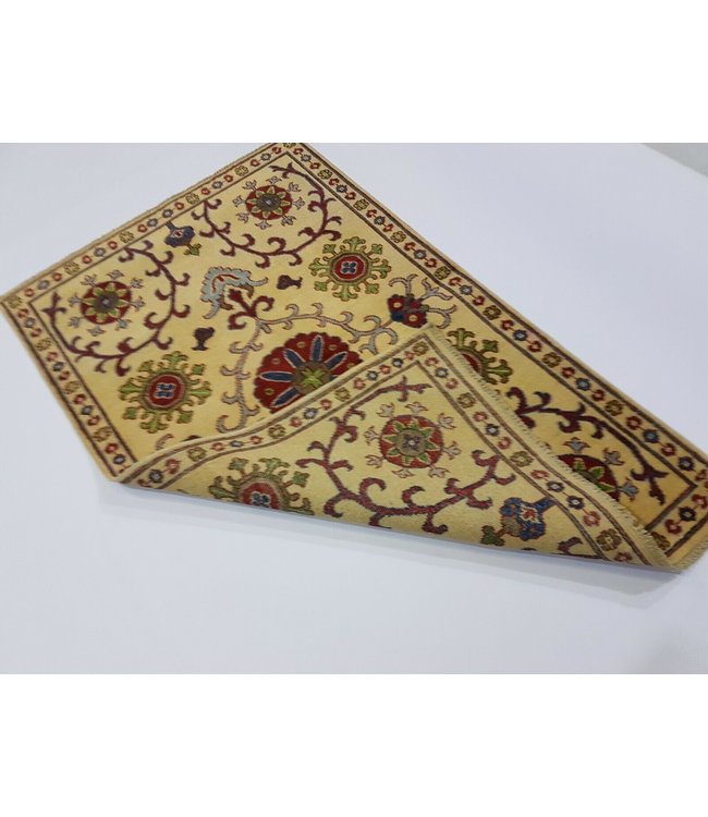 (4'11 x 3'1) feet  Hand knotted wool kazak area rug  151x95 cm